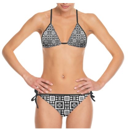Bikinis — New Skulls by Ira Zoot