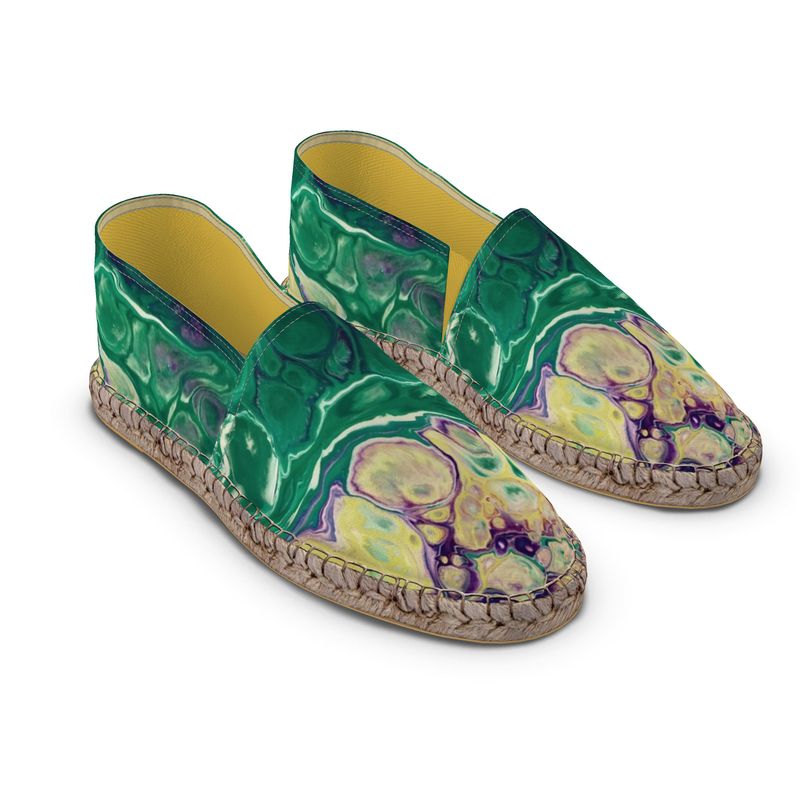 Stylish espadrilles 2025