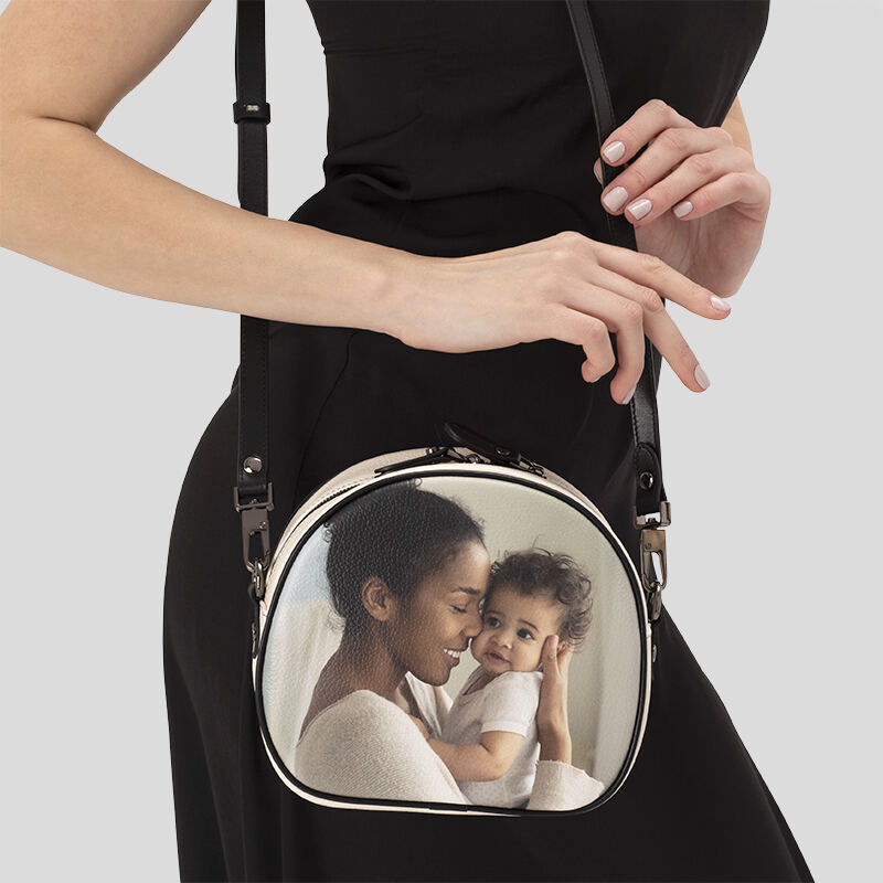 Personalised Circle Bag. Custom Round Crossbody Bag. UK.