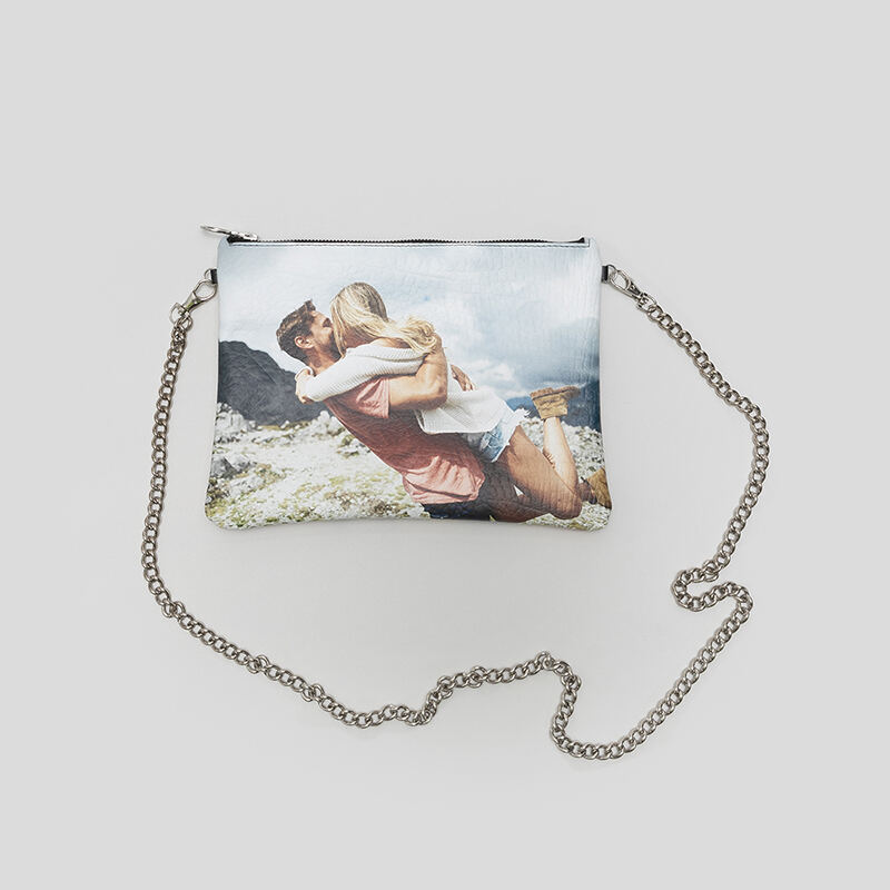 Bolso de mano con cadena personalizado Diseño online