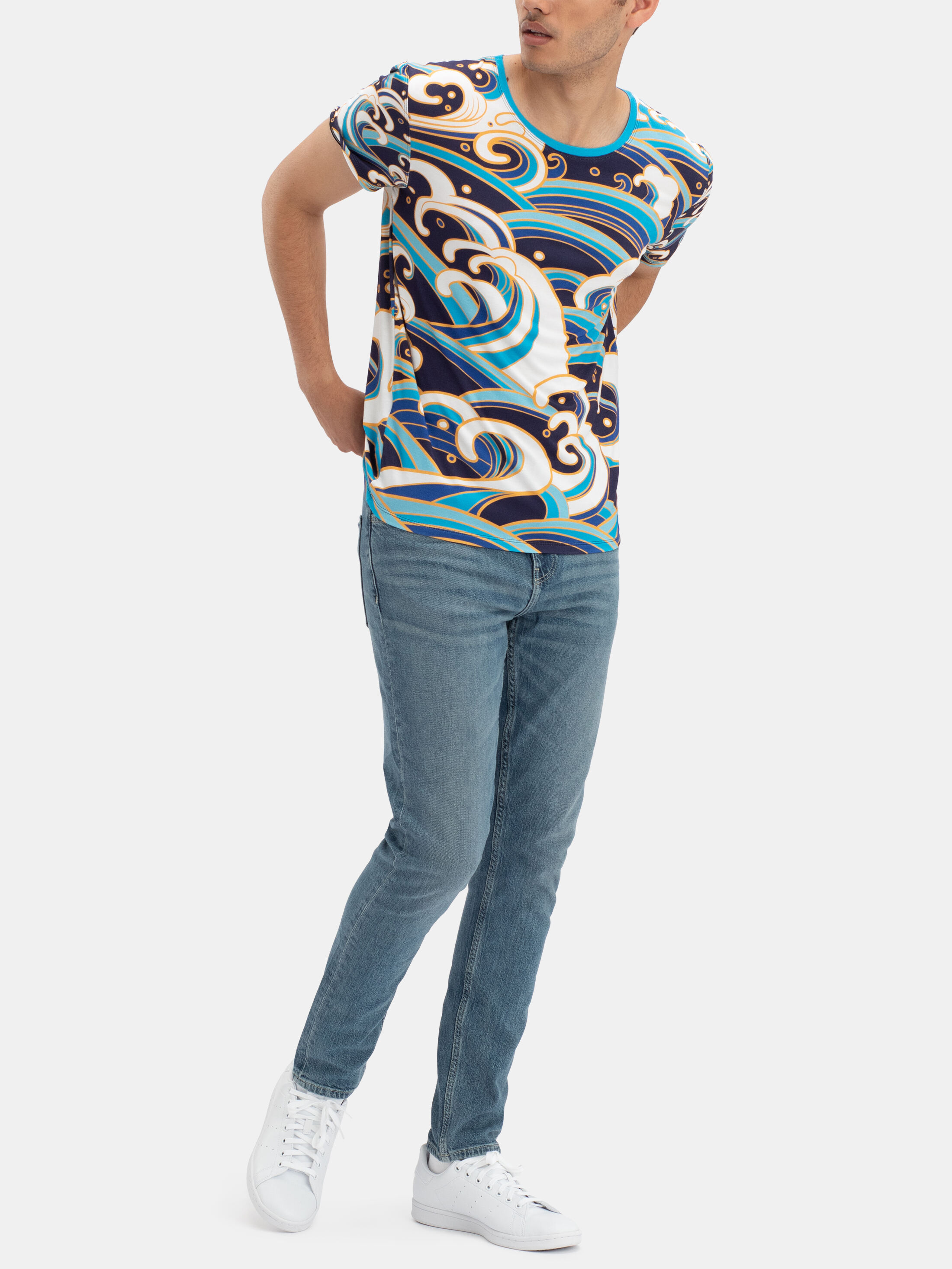 Men's Printed Crew Neck T-Shirt. Printed Crew Neck T Shirt.