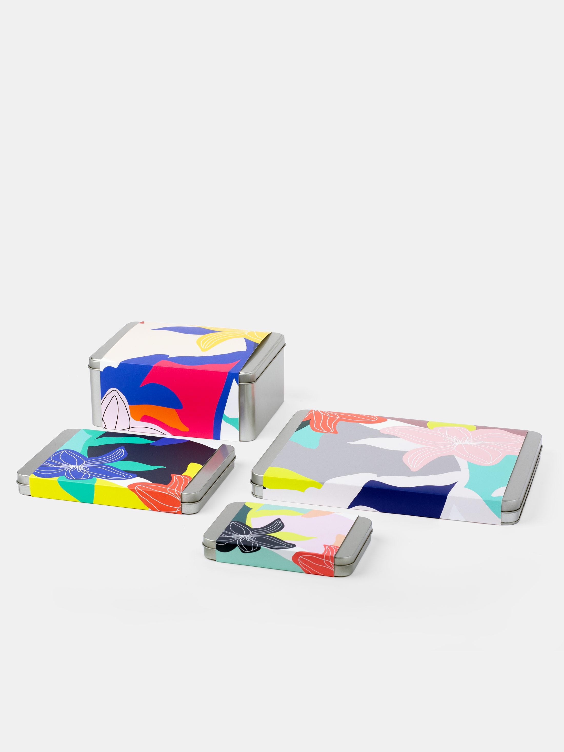 Custom Packaging Tins with Printed Card Sleeves Custom Packaging Tins with Printed Card Sleeves